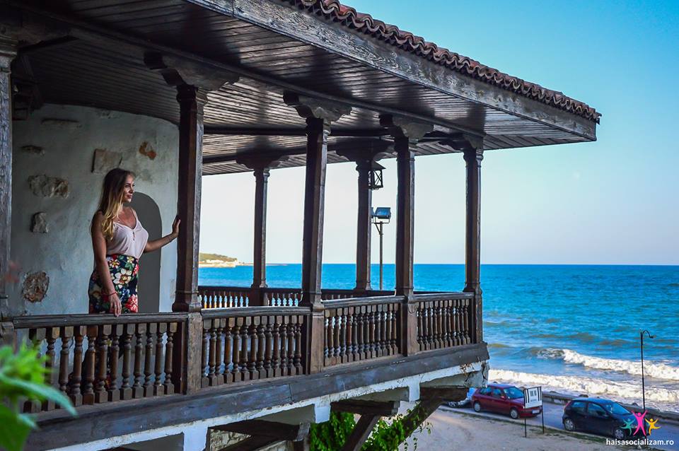 privire-asupra-marii-de-la-castelul-Reginei-Maria-de-la-Balcic.jpg (94 KB)